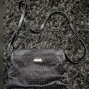 Tommy Hilfiger Crossbody Bag